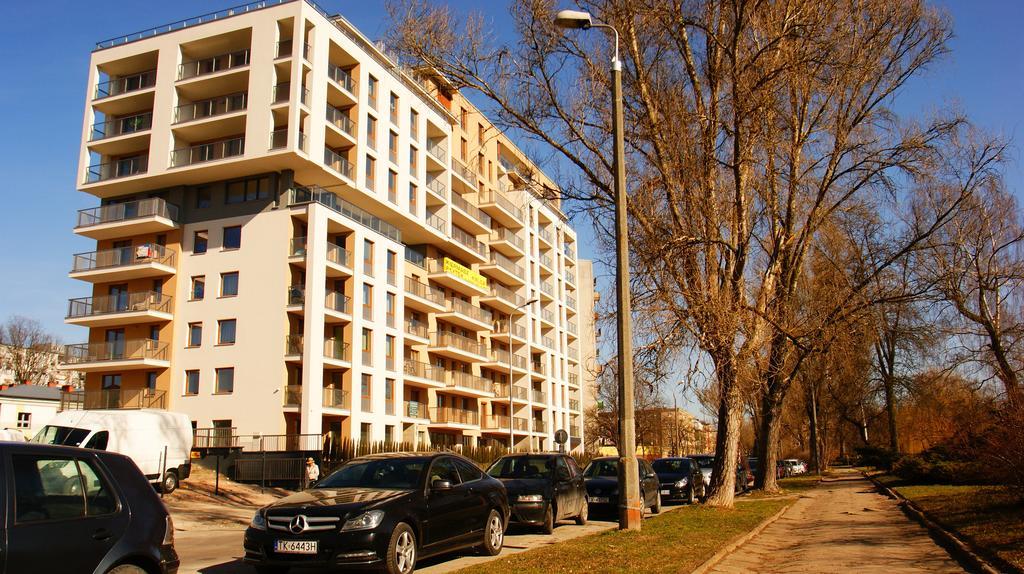 Apartament Parkowy Apartment Келце Екстериор снимка